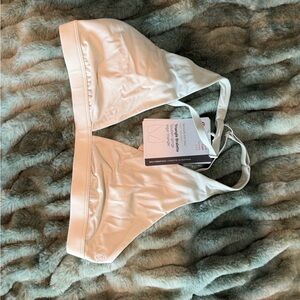 Lululemon Athletica Cream Sports Bra